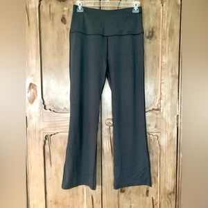 Very Flattering Women’s XL Athletic/Yoga Pants Dark Charcoal Gray 15% Spandex